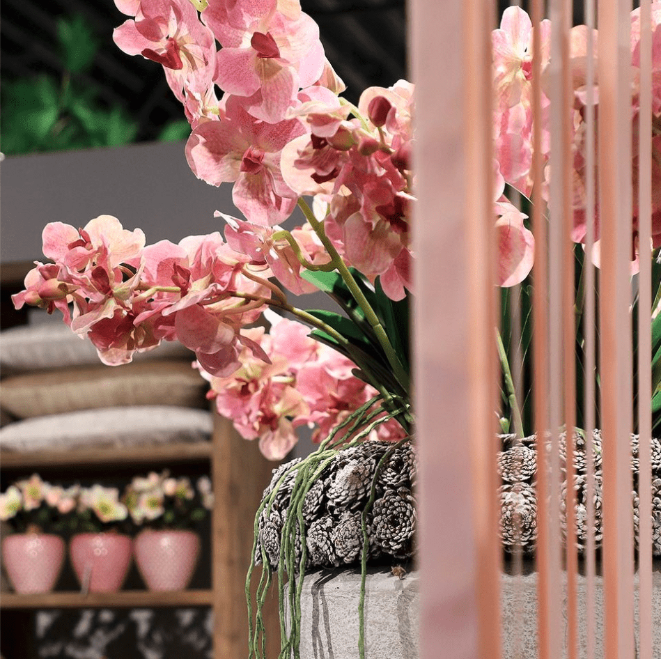 High Quality Artificial Flowers Complete Decorations - Image 2