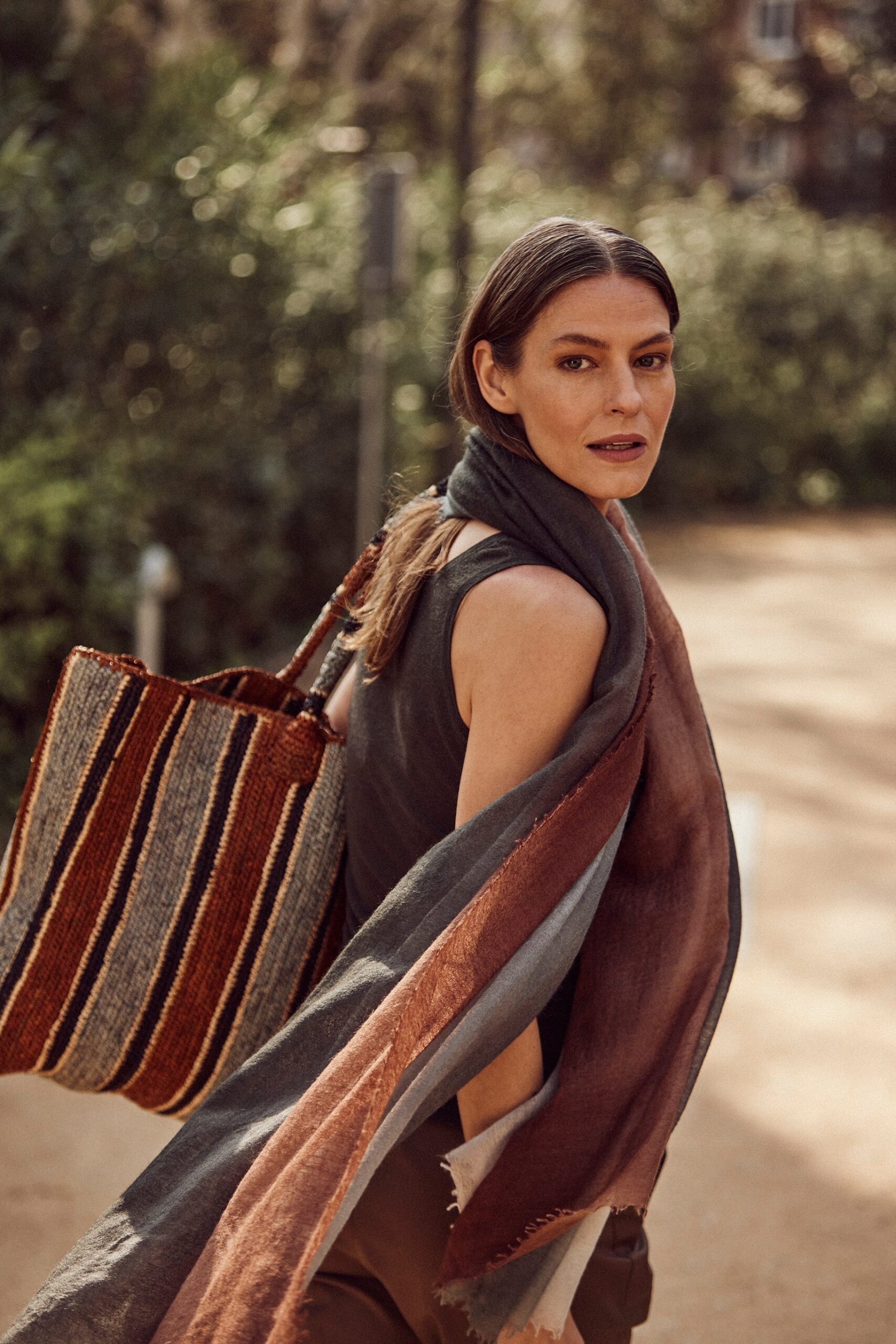 Raffia Bag Weekender Roadtrip Tobacco Mix - Image 2