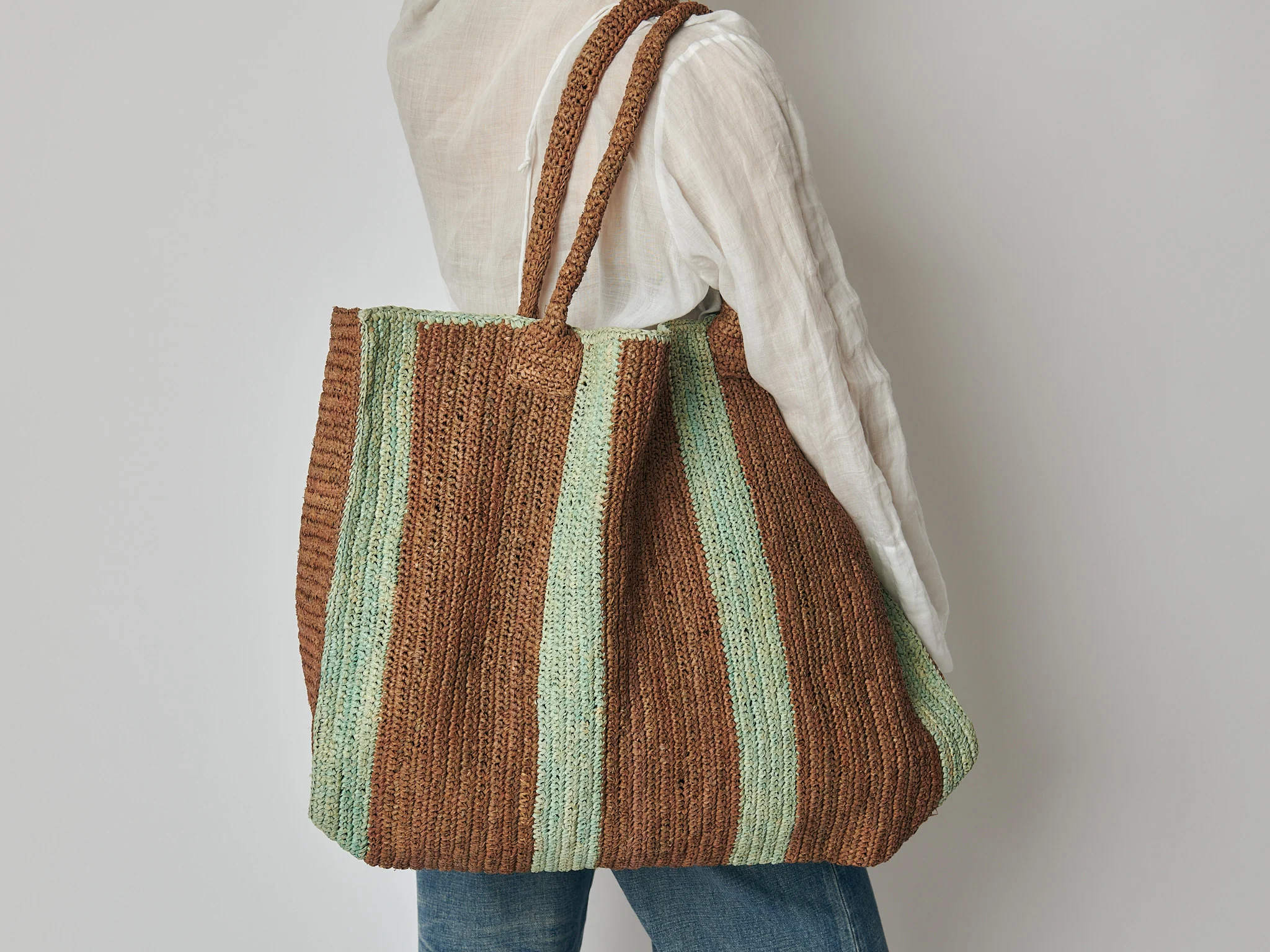 Raffia Weekender Bag Sugar-Sky - Image 2